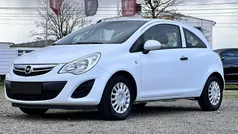 Weiss Gebraucht 2012 Opel Corsa Selection Limousine | 4.480 € (Fairer Preis)