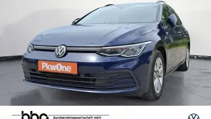 Gebraucht VW Golf VIII Life 110 PS (80 kW) 2022 Blau Kombi