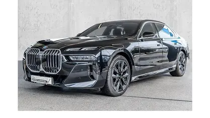 Gebraucht BMW 740 M Sport 299 PS (219 kW) 2025 Limousine
