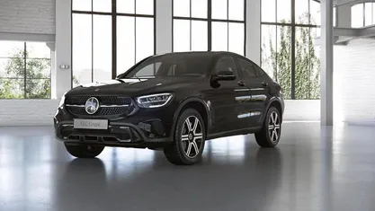 Gebraucht Mercedes GLC300e Night 211 PS (155 kW) 2022 Unilack schwarz uni Coupé