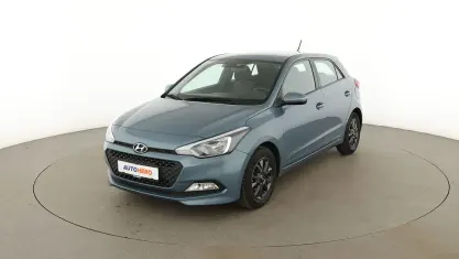 Używany Hyundai i20 YES! 84 KM (61 kW) 2018 Niebieski Sedan/Limuzyna