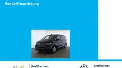 Deep black perleffekt Gebraucht 2024 VW T7 Life Van | 52.830 € (Fairer Preis)