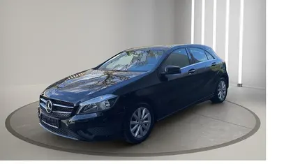 Gebraucht Mercedes A180 122 PS (89 kW) 2014 Schwarz Limousine
