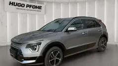 Grau Neu 2025 Kia Niro Vision SUV | 32.432 € (Fairer Preis)