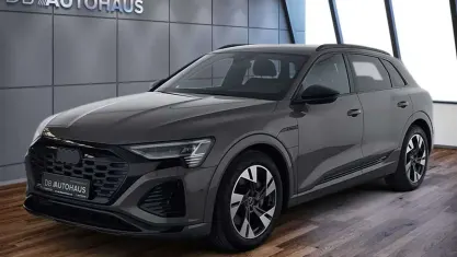 Gebraucht Audi Q8 e-tron S-Line 300 kW (408 PS) 2024 Grau SUV