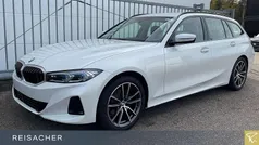 Gebraucht 2024 BMW 320 Comfort Edition Kombi | 38.349 € (Fairer Preis)