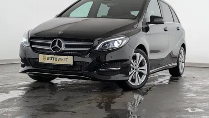 Gebraucht Mercedes B200 Urban 156 PS (114 kW) 2017 Schwarz Van / Kleinbus