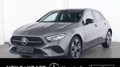 Grau Gebraucht 2024 Mercedes A180 Progressive Kleinwagen | 29.970 € (Fairer Preis)