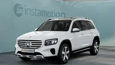 Mercedes GLB220