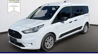 Weiß Gebraucht 2022 Ford Tourneo Connect Van / Kleinbus | 19.790 € (Guter Preis)