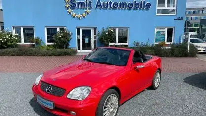 Używany Mercedes SLK200 163 KM (119 kW) 2000 Czerwony Kabriolet