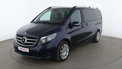 Gebraucht Mercedes V220 Edition 163 PS (119 kW) 2015 Blau Van / Kleinbus