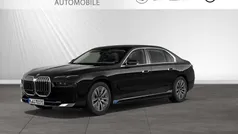 Saphirschwarz metallic Gebraucht 2024 BMW i7 Limousine | 83.800 € (Superpreis)