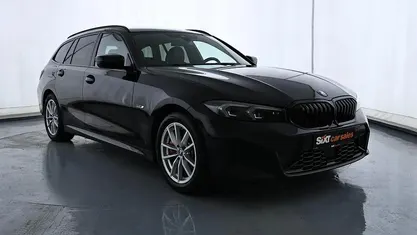 Gebraucht BMW 330e M Sport 215 PS (158 kW) 2022 Schwarz Kombi