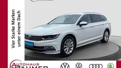 Weiß Gebraucht 2018 VW Passat Highline Kombi | 23.200 € (Fairer Preis)