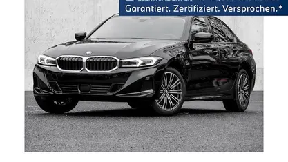 Gebraucht BMW 330e Sport Line 292 PS (214 kW) 2024 Limousine