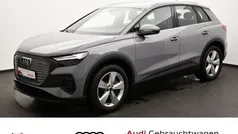 Grau Gebraucht 2023 Audi Q4 e-tron Basis SUV | 36.380 € (Fairer Preis)