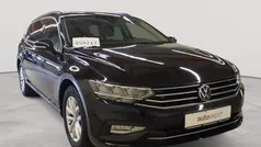 Deep black perleffekt Gebraucht 2021 VW Passat Business Kombi | 20.990 € (Superpreis)