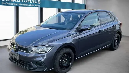 Gebraucht VW Polo Life 95 PS (69 kW) 2023 Grau Kleinwagen