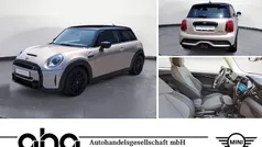 Gebraucht 2024 Mini Cooper S Classic Kleinwagen | 29.930 € (Fairer Preis)