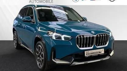 Blau Gebraucht 2024 BMW X1 Comfort Edition SUV | 38.900 € (Fairer Preis)