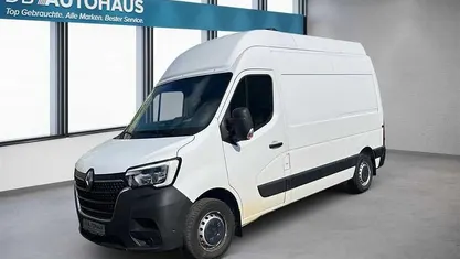 Second-hand Renault Master 136 CP (100 kW) 2021 Alb Monovolum