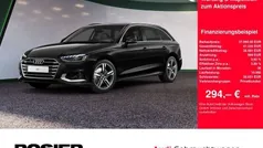 Schwarz / mythosschwarz Gebraucht 2024 Audi A4 Advanced Plus Kombi | 38.480 € (Fairer Preis)