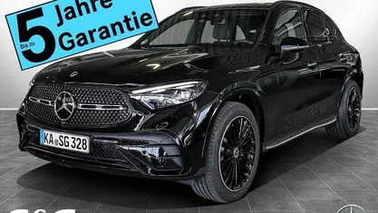 Metalliclack verdesilber Gebraucht 2025 Mercedes GLC300 AMG SUV | 71.449 € (Fairer Preis)