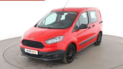 Rot Gebraucht 2018 Ford Transit Kombi | 10.940 € (Fairer Preis)