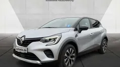 Grey kqa + black gne Gebraucht 2022 Renault Captur Evolution SUV | 21.880 € (Fairer Preis)