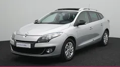 Platingrau Gebraucht 2013 Renault Mégane III Bose Edition Limousine | 4.550 € (Guter Preis)