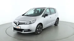 Grau Gebraucht 2015 Renault Scénic III Bose Edition Van / Kleinbus | 13.680 €