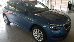 Titanblau metallic Gebraucht 2021 Skoda Kamiq Style SUV | 22.950 € (Fairer Preis)