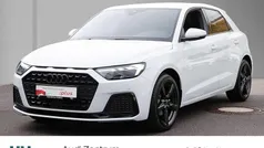 Gletscherweiß metallic Gebraucht 2024 Audi A1 Sportback Advanced Kleinwagen | 26.580 € (Guter Preis)