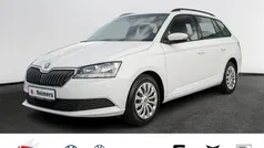 Weiß Gebraucht 2022 Skoda Fabia Ambition Kleinwagen | 16.359 € (Fairer Preis)