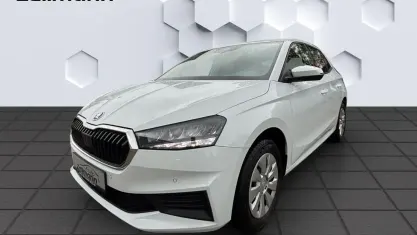 Occasion Skoda Fabia Ambition 95 ch (69 kW) 2023 Blanc Citadine