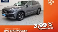 Siliziumgrau metallic Gebraucht 2024 VW Touareg Elegance SUV | 55.840 € (Guter Preis)