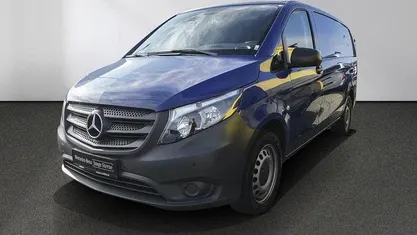 Gebraucht Mercedes Vito 136 PS (100 kW) 2021 Blau Van