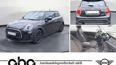 Schwarz Gebraucht 2022 Mini ONE Kleinwagen | 16.960 € (Fairer Preis)