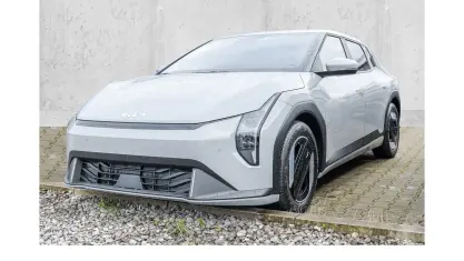 Neu Kia EV4 Earth 150 kW (204 PS) 2026 Grau Limousine