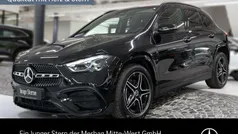 Lack kosmosschwarz Gebraucht 2024 Mercedes GLA220 AMG SUV | 44.450 € (Fairer Preis)