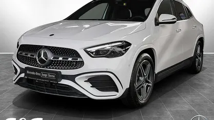 Unilack polarweiß Gebraucht 2024 Mercedes GLA220 AMG SUV | 43.990 € (Guter Preis)