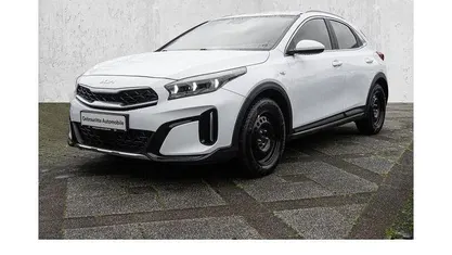 Weiß Gebraucht 2023 Kia XCeed Vision SUV | 21.980 € (Fairer Preis)