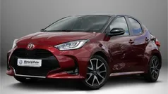 Rot Gebraucht 2021 Toyota Yaris Style Limousine | 18.999 € (Fairer Preis)