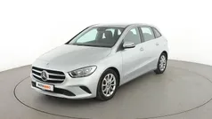 Grau Gebraucht 2021 Mercedes B180 Progressive Van / Kleinbus | 21.600 € (Superpreis)