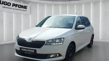 Gebraucht Skoda Fabia Ambition 95 PS (69 kW) 2019 Weiß Kleinwagen