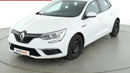 Weiß Gebraucht 2019 Renault Mégane IV Life Limousine | 10.920 € (Fairer Preis)