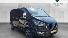 Schwarz Gebraucht 2020 Ford Tourneo Van / Kleinbus | 34.980 € (Fairer Preis)