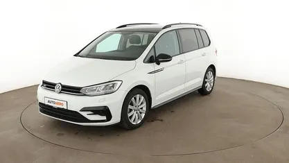 Gebraucht VW Touran Highline 150 PS (110 kW) 2020 Weiß Van / Kleinbus