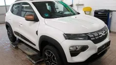 Weiß Gebraucht 2023 Dacia Spring Extreme Kleinwagen | 16.999 € (Fairer Preis)